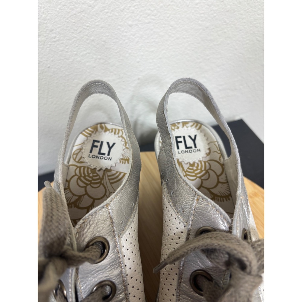Fly London Yuta Wedge Sandals 39 Silver White Leather Lace Up Platform Slingback - Picture 11 of 11